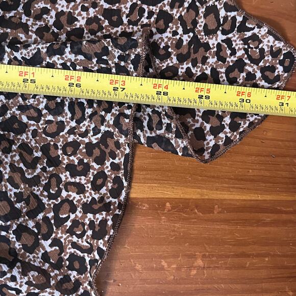 Cato Women's Plus Leopard Bell 3/4 Sleeve Angled V-Neck Blouse Size 14/16W - Picture 7 of 7